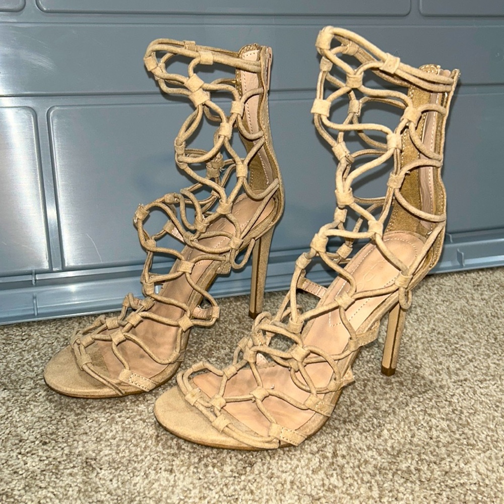 ❌ SOLD 
Skeleton heels